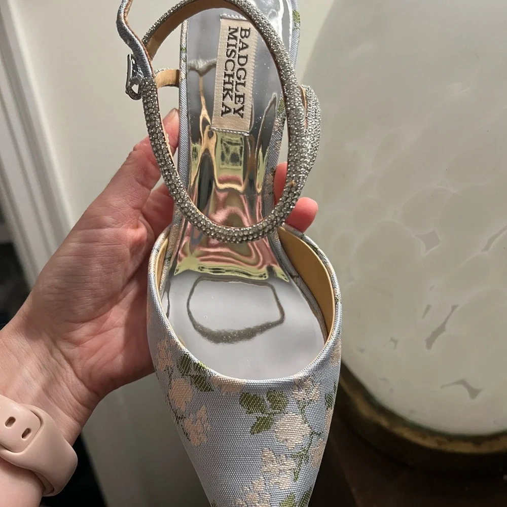 Badgley Mischka pumps 6 - Picture 2 of 8